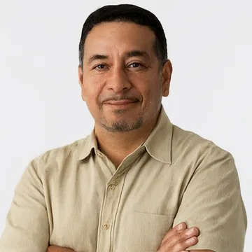 Dr. Jorge Ramírez, médico cirujano y revisor médico de ControlPeso Lab